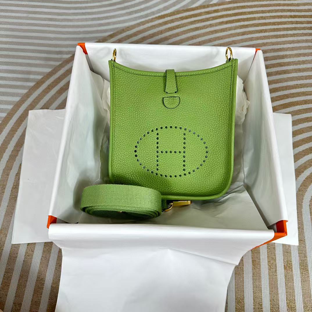 Evelyn 16-29 Custom-made