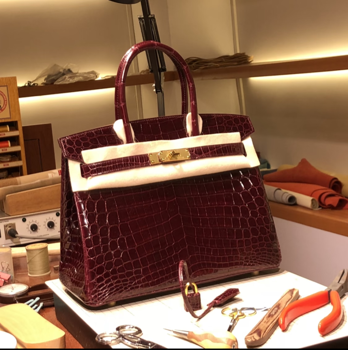 Birkin 25-35 Bordeaux Red Alligator Leather Customization