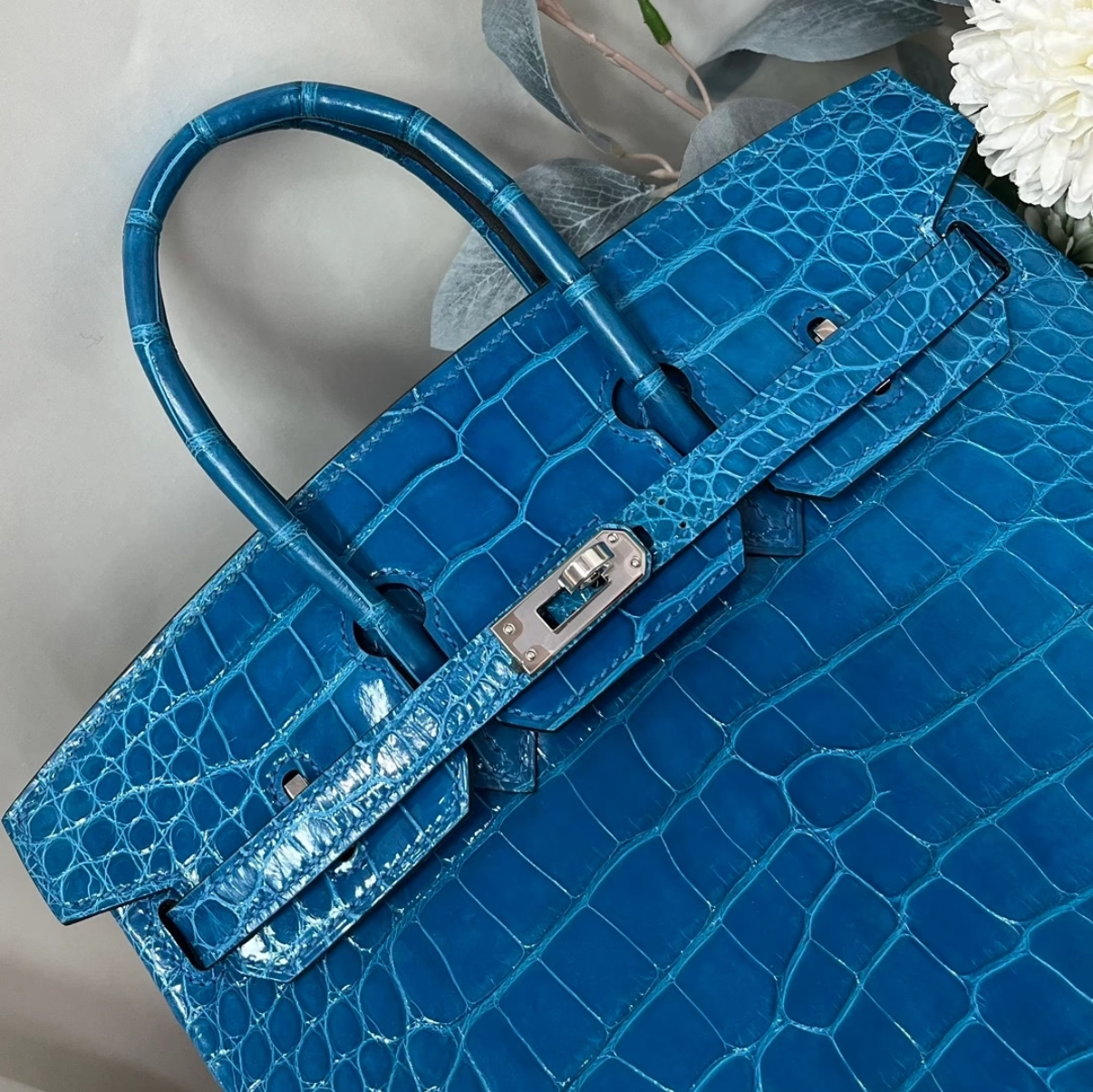 Brikin 25-30 Izmir Blue Shiny Crocodile Leather