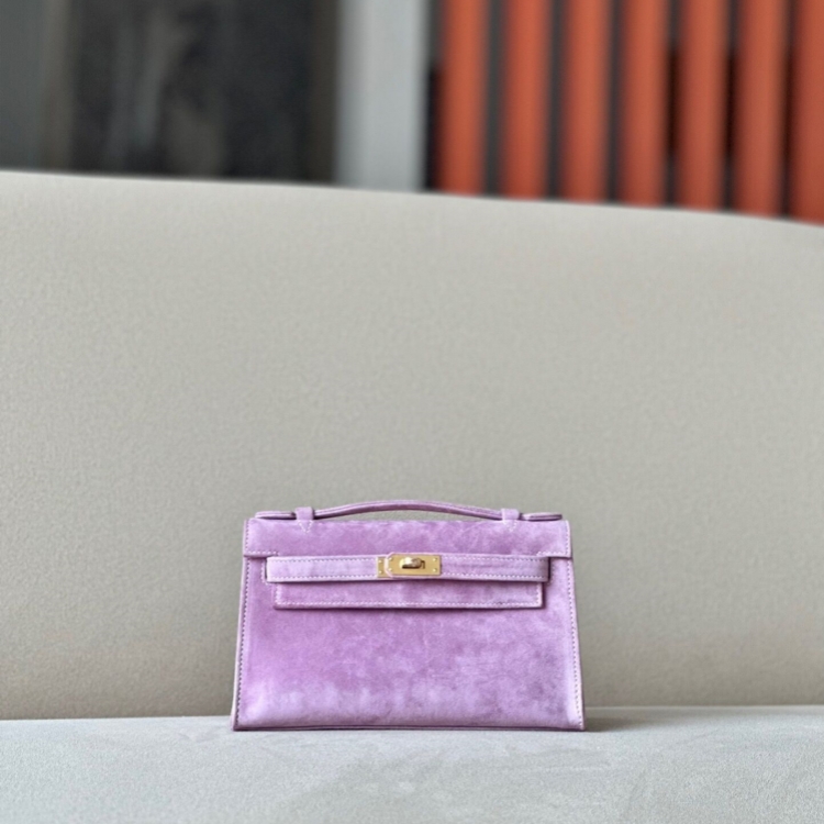 Kelly1 Mini 22 Deerskin