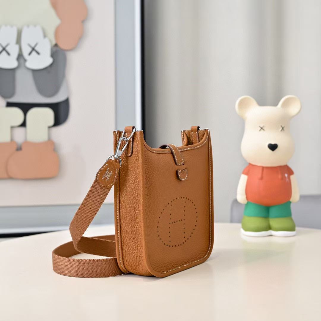 Evelyn 16-29 Custom-made