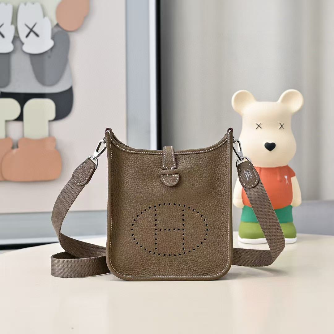 Evelyn 16-29 Custom-made