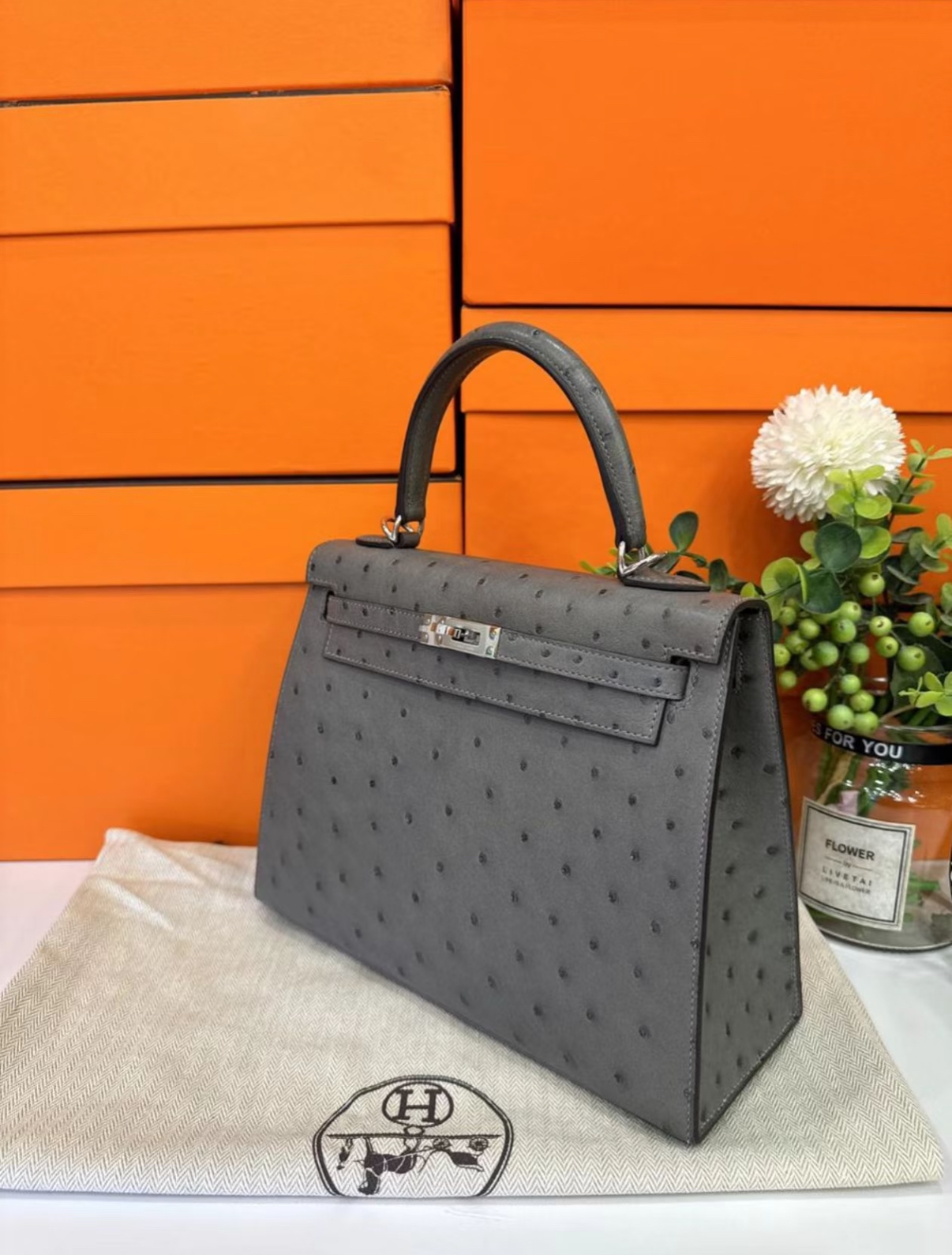 Kelly 25-28 Cumulus gray Ostrich leather custom