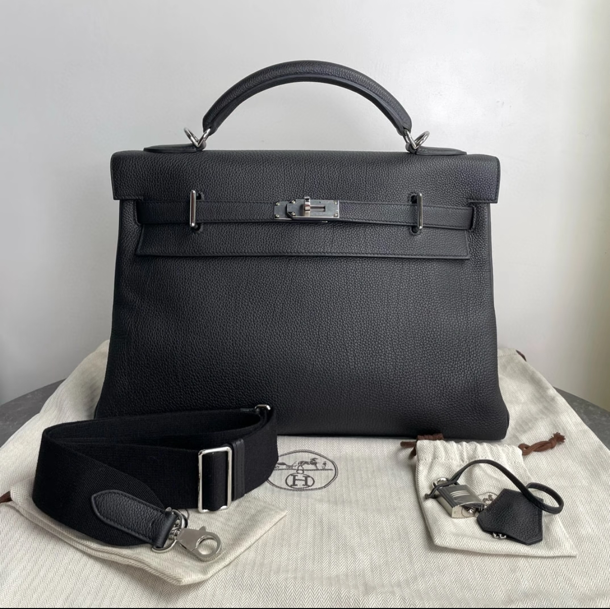 Kelly 42 Black Silver Buckle TOGO Leather Custom