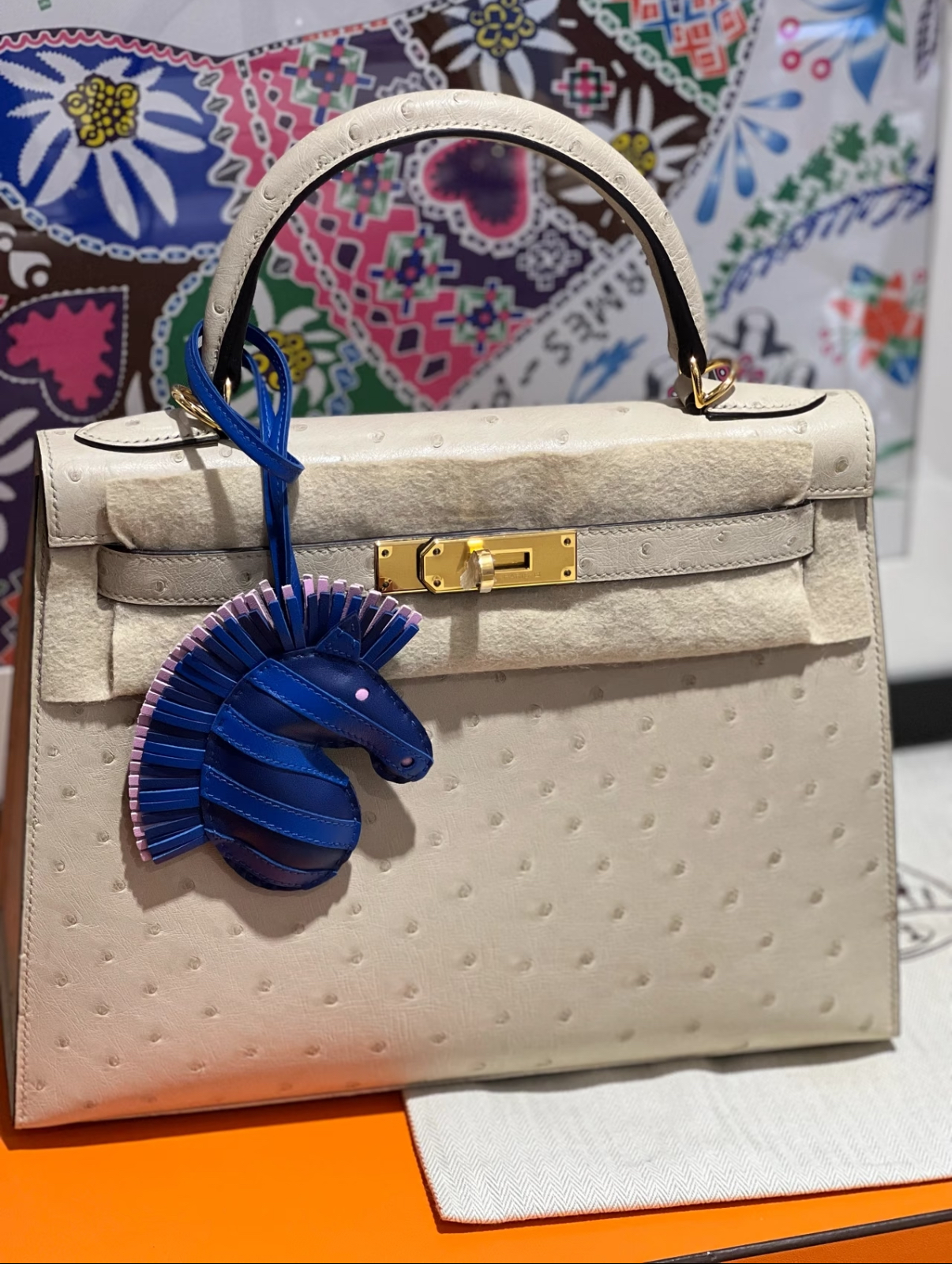 Kelly 25-28 Beige Ostrich Leather Gold Buckle Custom