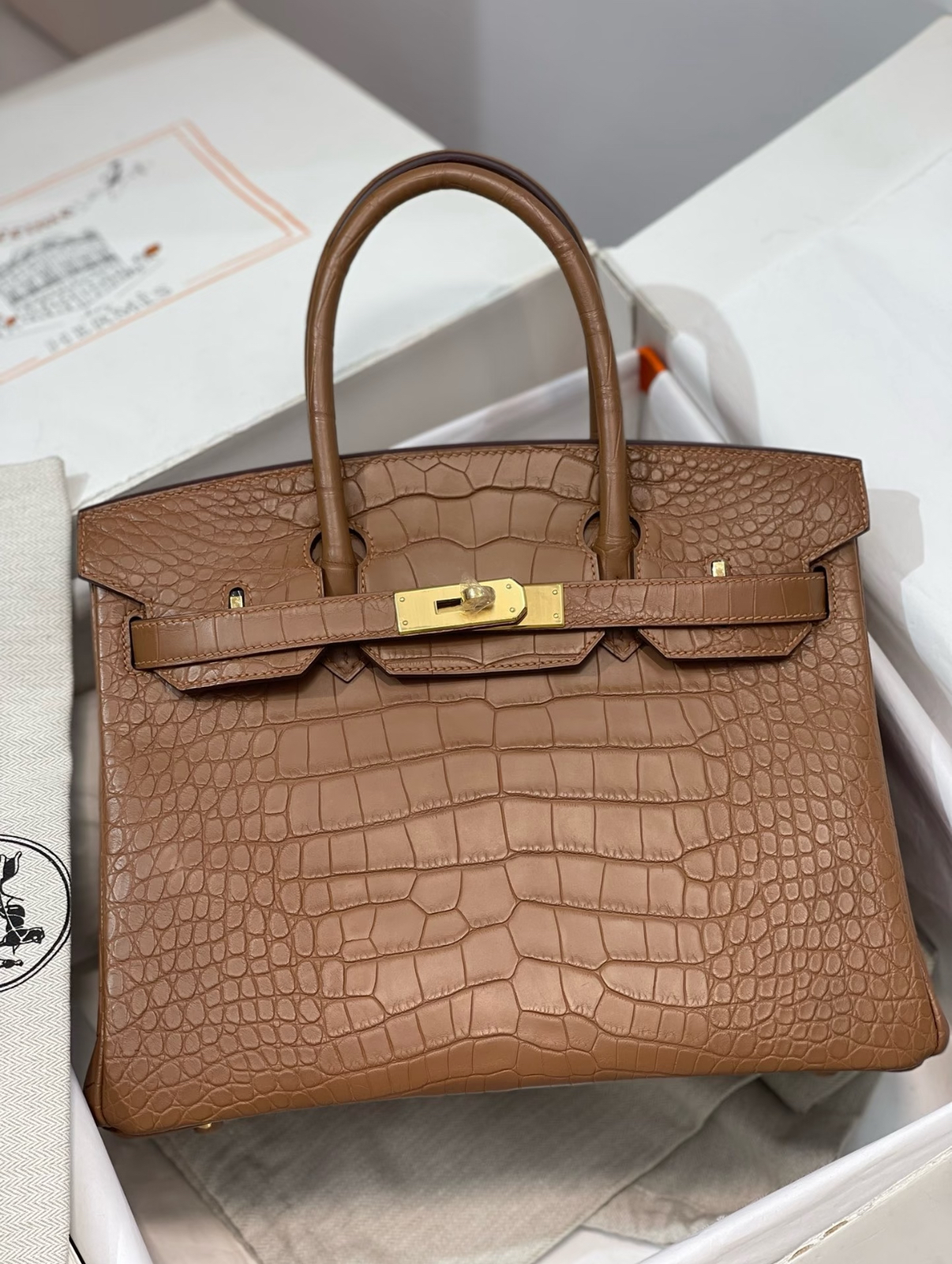 Birkin 25-30 Golden Brown Matte American crocodile leather